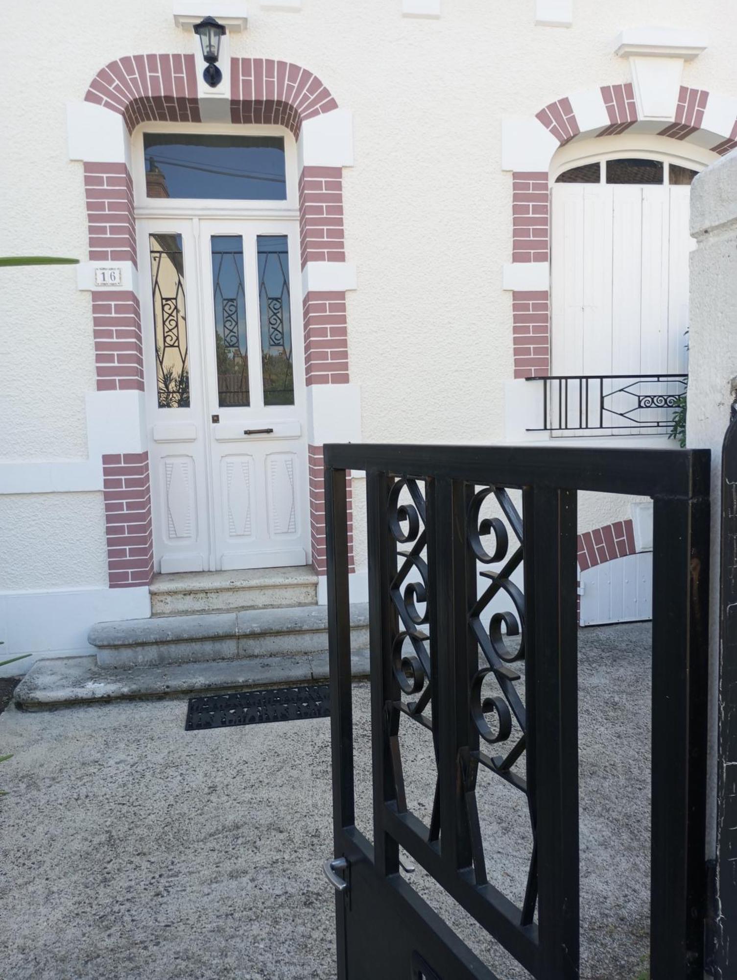 Jolie Maison Quartier Vesone เปรีเกอ ภายนอก รูปภาพ